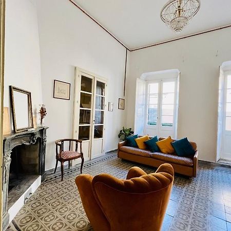 Antica Dimora La Madonnina, Residenza Storica Con Vista Incantevole A Cagliari Apartment Luaran gambar