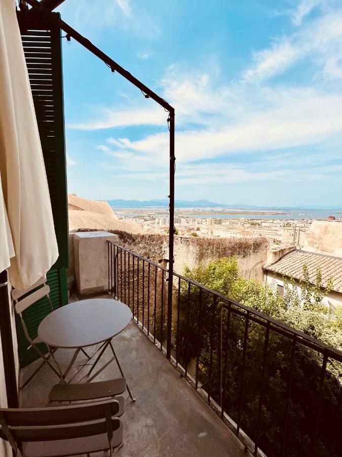 Antica Dimora La Madonnina, Residenza Storica Con Vista Incantevole A Cagliari Apartment Luaran gambar