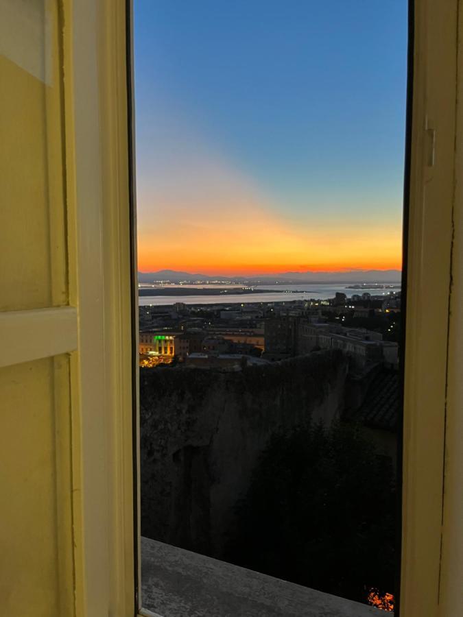 Antica Dimora La Madonnina, Residenza Storica Con Vista Incantevole A Cagliari Apartment Luaran gambar